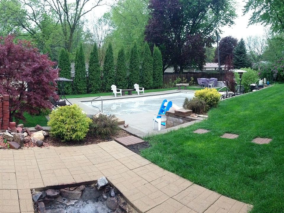 2nd image of 5604 Glenway St
