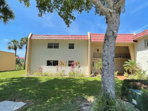 157 Lake Frances Drive #157, West Palm Beach, FL 33411
