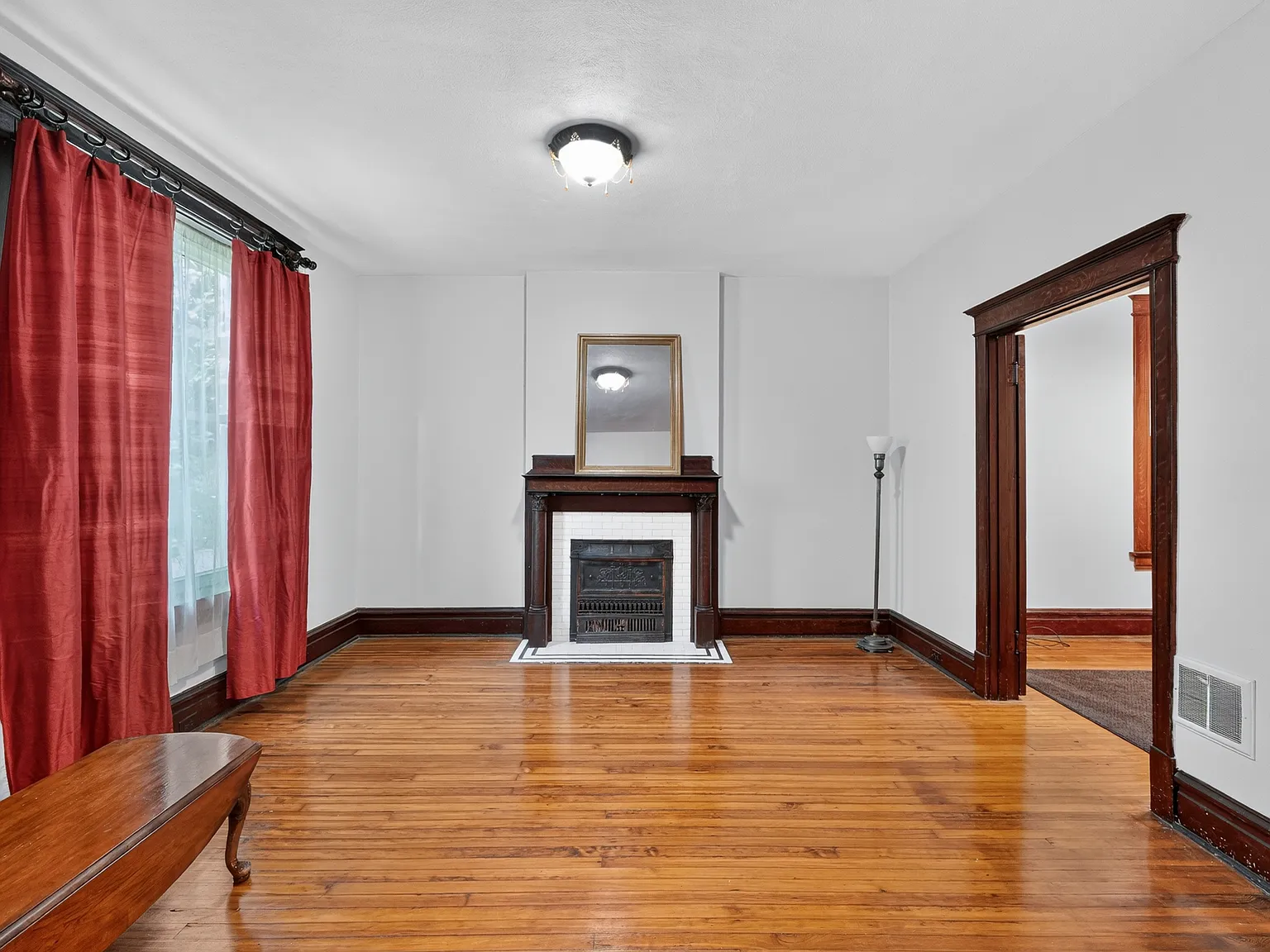 2 bed, 1400 sqft, $1,500 — Photo 4