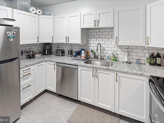 5th image of 525-531 S 13th St #529A