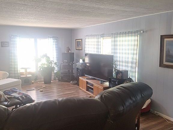 5th image of 435 16th Ave SE Lot 599