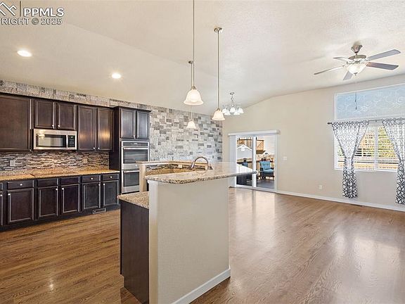 4th image of 10926 Scenic Brush Dr