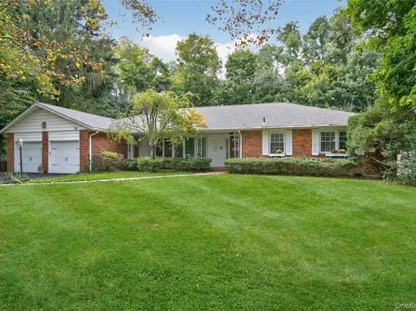 30 Copperdale Lane, Huntington, NY 11743
