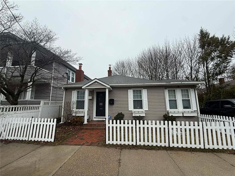 1st image of 136 Hemond Ave
