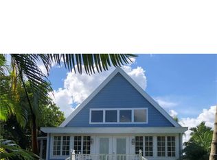 2018 Frederick St, Naples, FL 34112