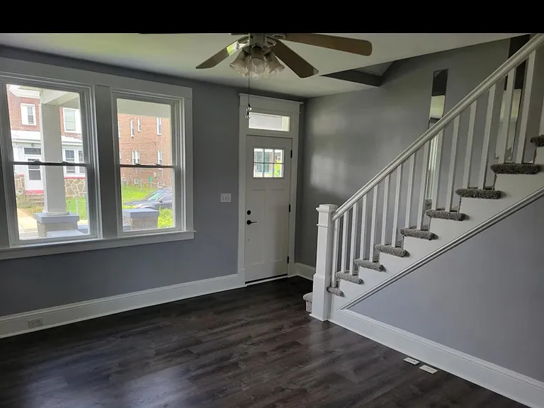 6757 Woodley Rd — Photo 14