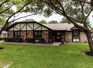 711 Wayland Dr, Arlington, TX 76012