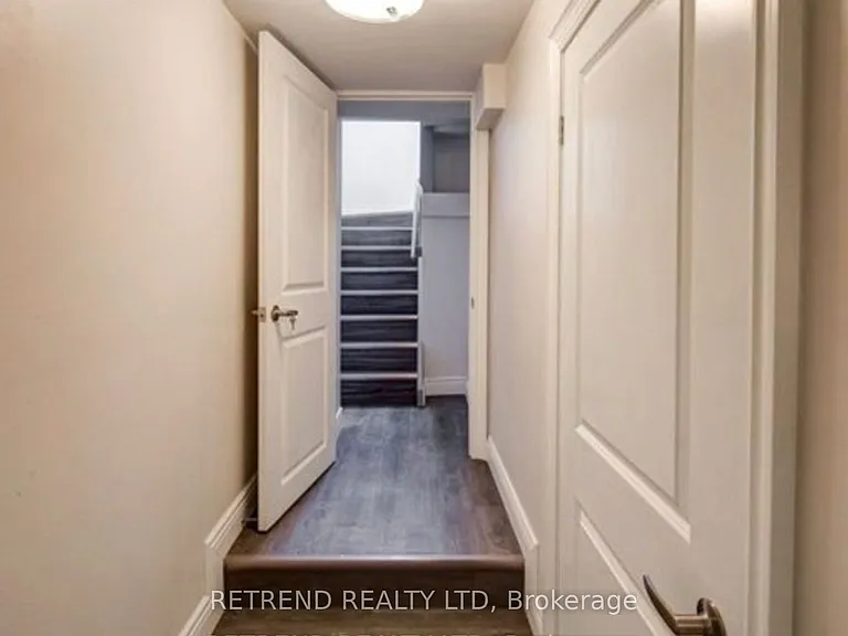 892 Palmerston Ave #BXMT — Photo 12