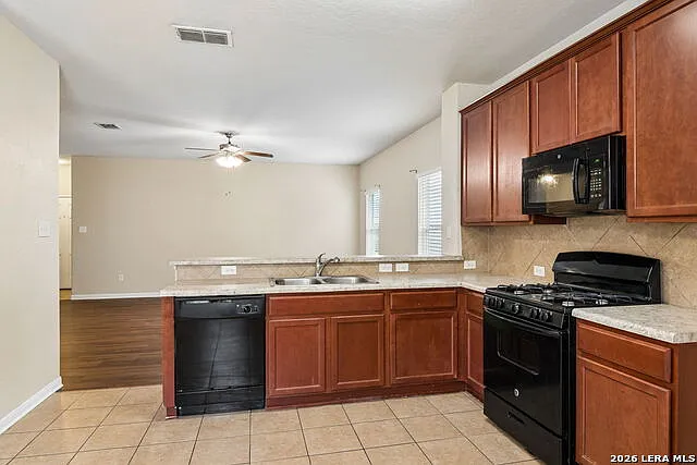 9922 Belmore Cv — Photo 13