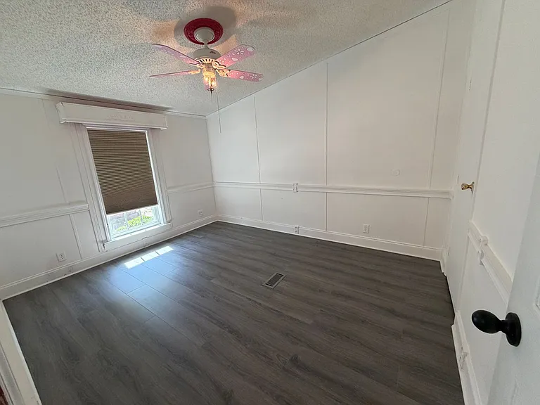 207 Big Tree Dr — Photo 13