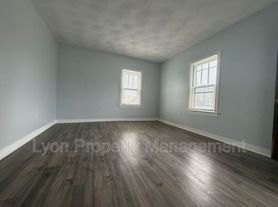 238 Newland Ave, Woonsocket, RI