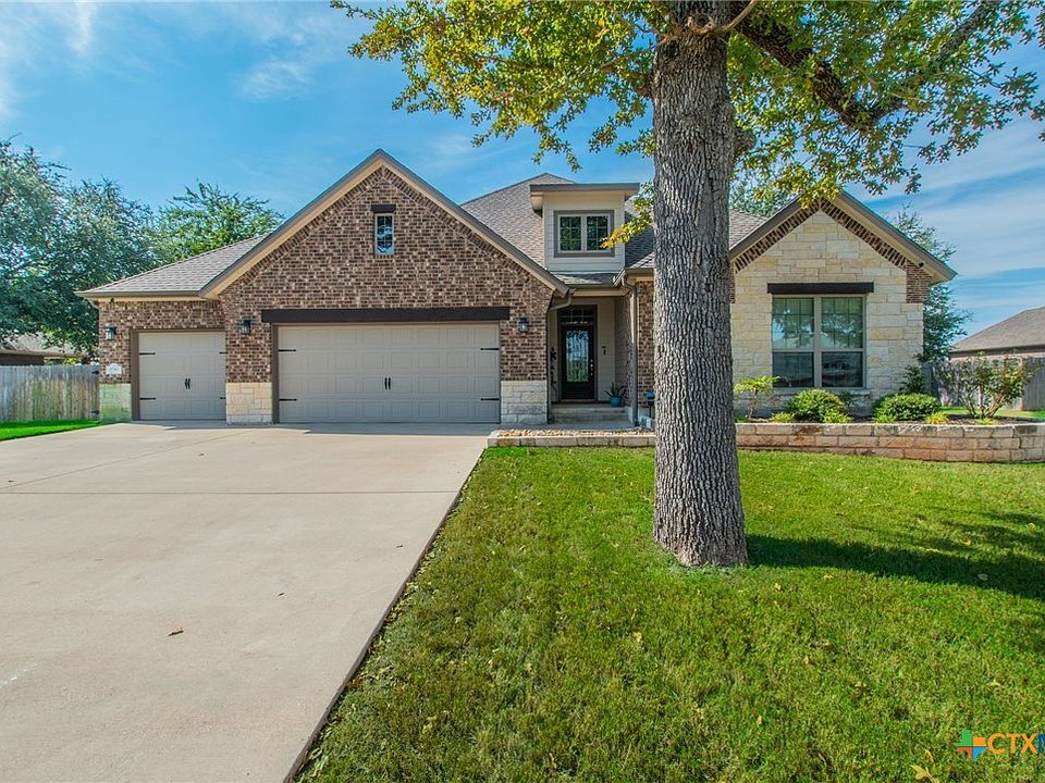 1st image of 206 Lasata Ln