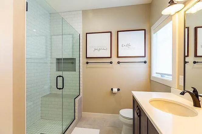 5200 Lake Mendota Dr — Photo 5
