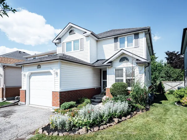 560 Penny Ln, Waterloo, ON N2T 2L3