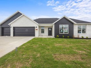 7762 Range Ave, Springdale, AR 72762