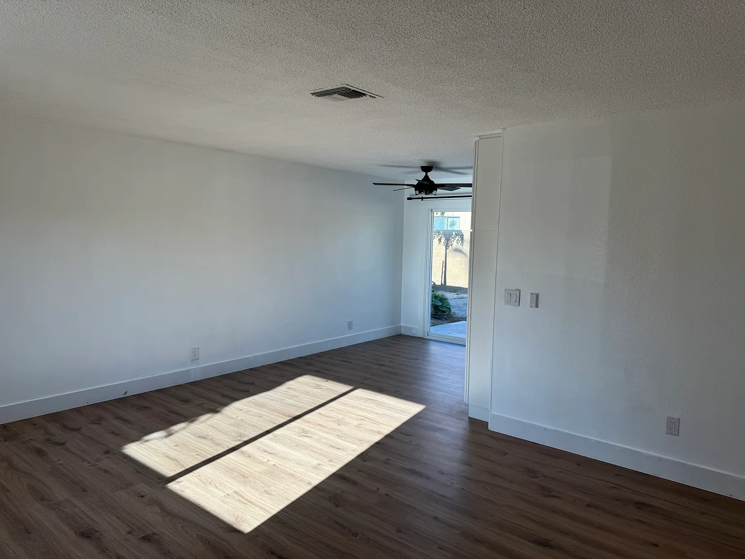 2 bed, 1650 sqft, $2,150 — Photo 4