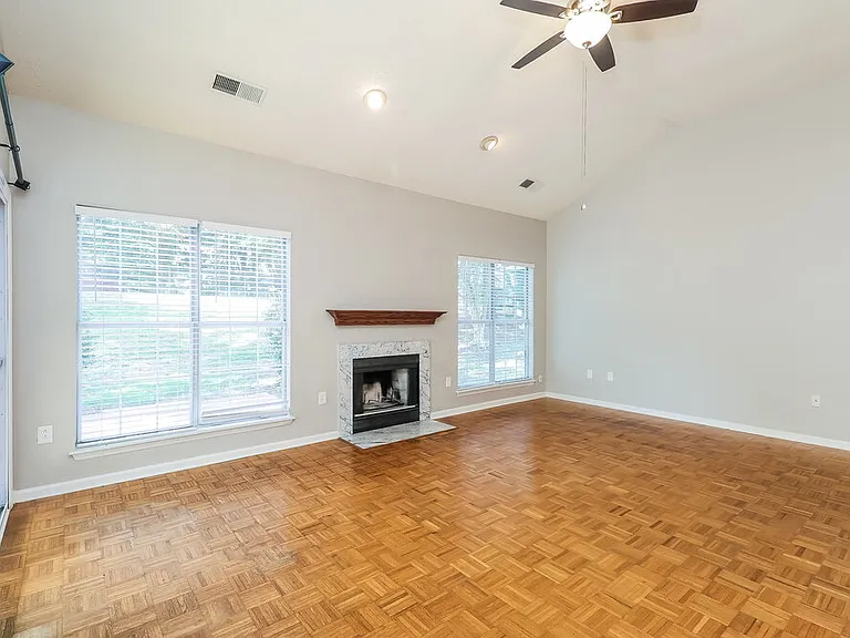 11910 Harris Ridge Dr — Photo 4