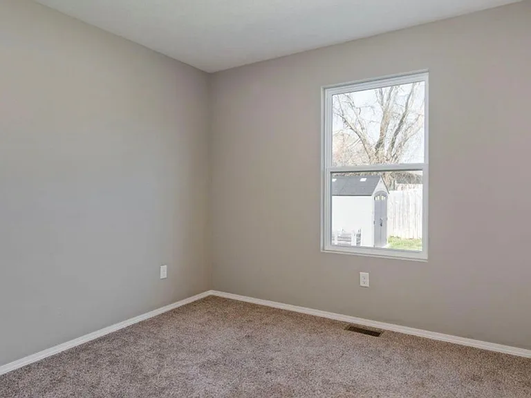 1450 S Olde Savannah Ave — Photo 15