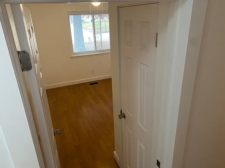 413 S Hickory Ave — Photo 14
