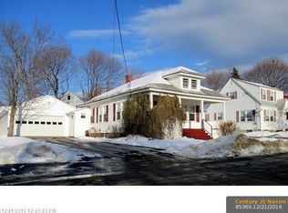 39 Sanger Ave, Waterville, ME 04901