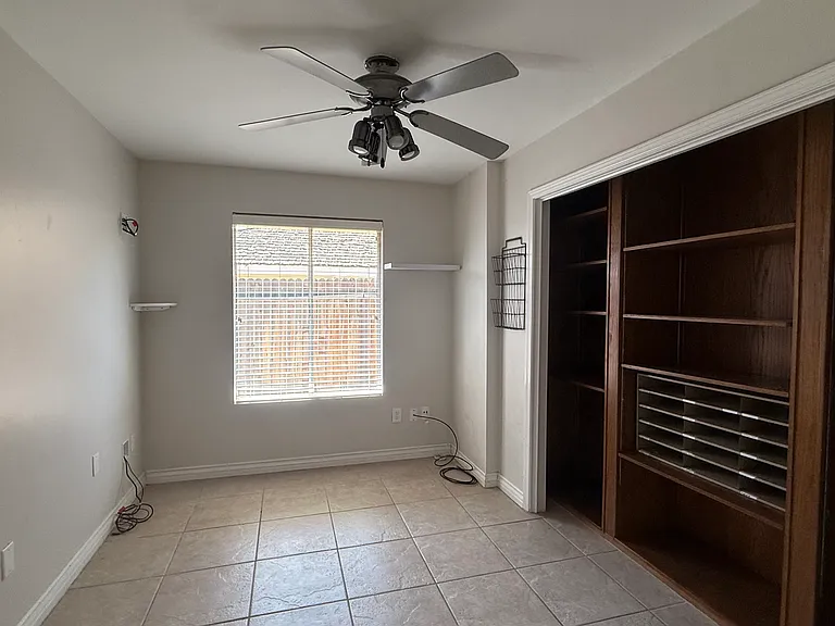 9409 High Oak Dr — Photo 12