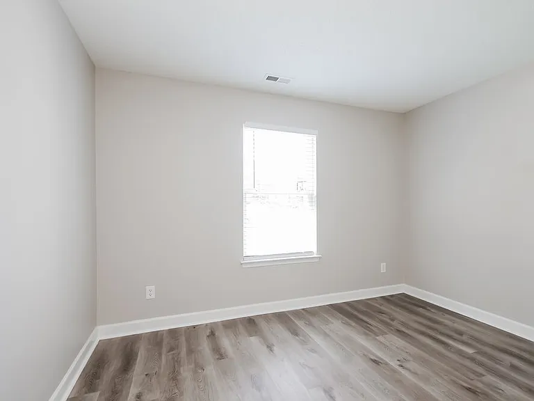11109 Nolet Ct — Photo 13