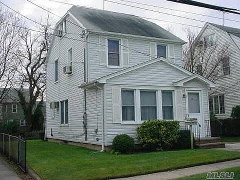 1st image of 16 William St