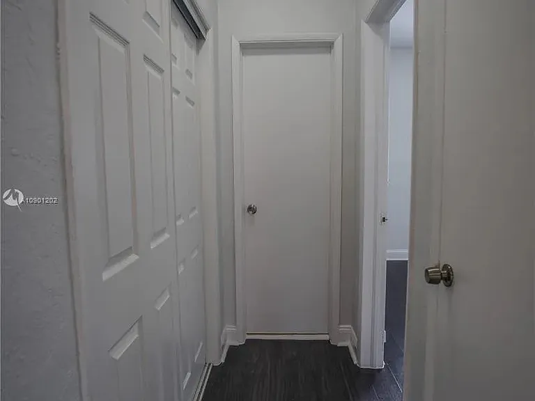 535 73rd Street — Photo 23