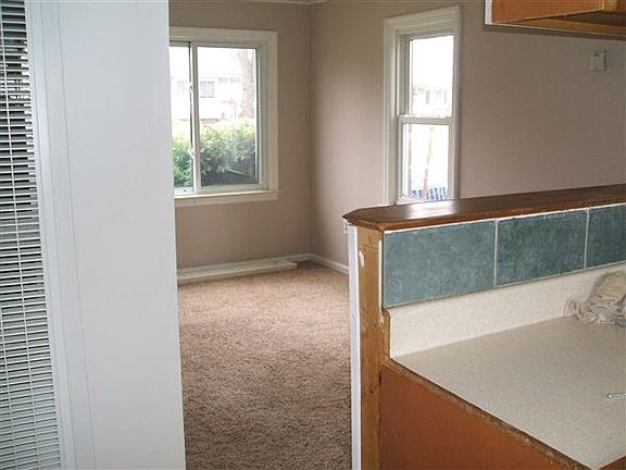 livingroom,10 1/2x 13 1/2