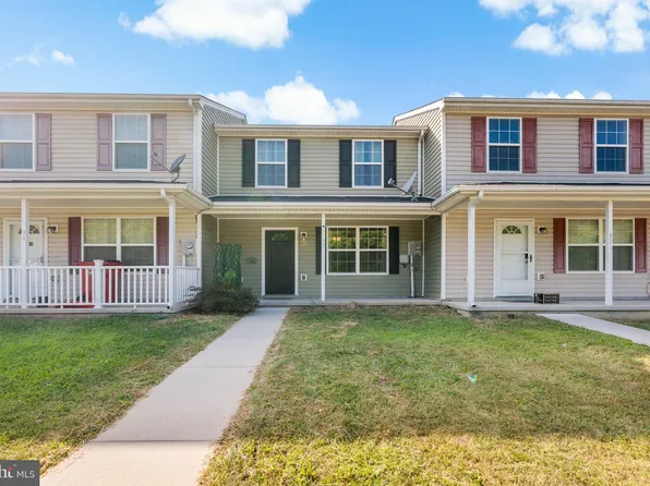43 Stix Ln, Inwood, WV 25428