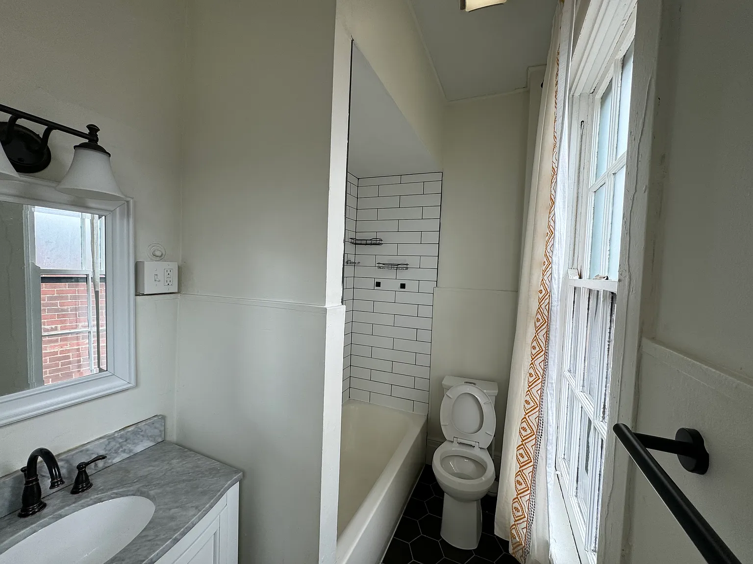 1 bed, $1,295 — Photo 3