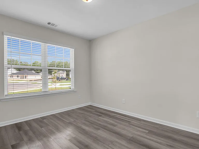23 Ashington Dr — Photo 22
