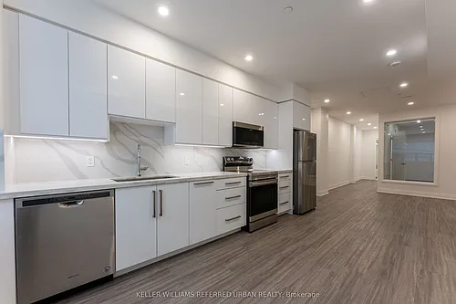 475 Queen St W #201 Photo 1