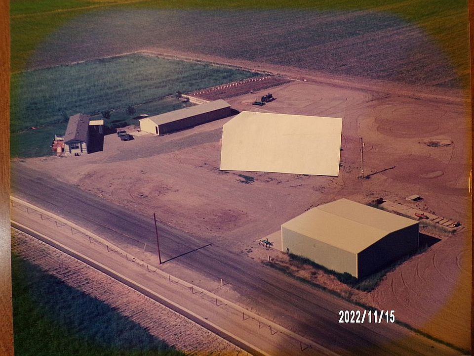 Left and right of structure 