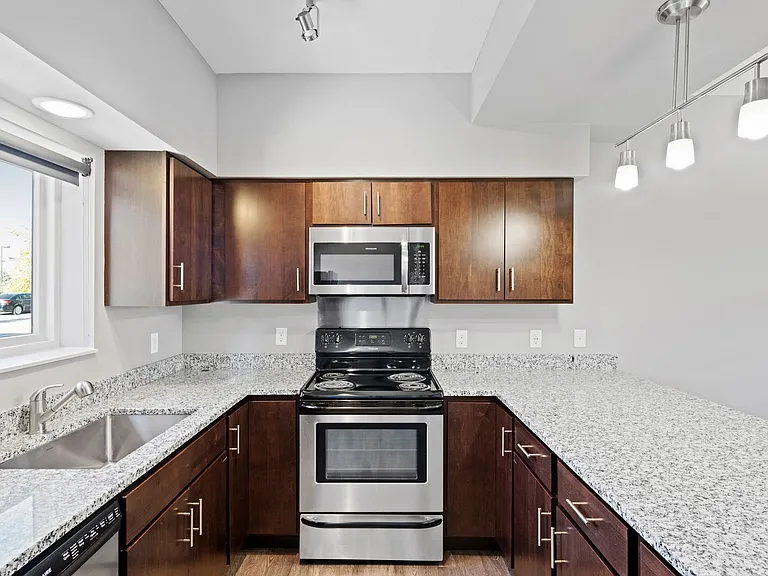Spectrum Apartments & Townhomes — Photo 106