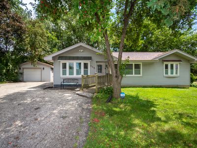 315 S Alleghany Rd, Grayslake, IL, 60030