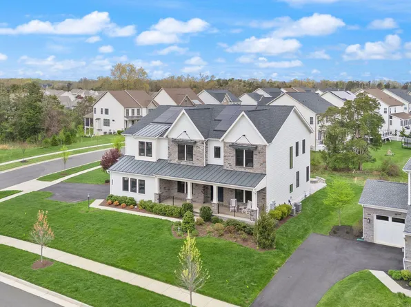 24562 Mountain Magnolia Pl, Aldie, VA 20105