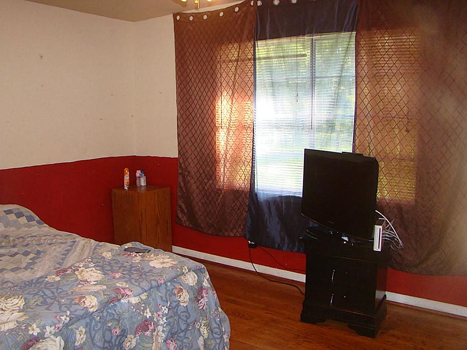 1st image of 2603 Hearne Dr