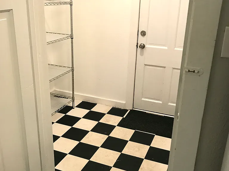 Mudroom/pantry space