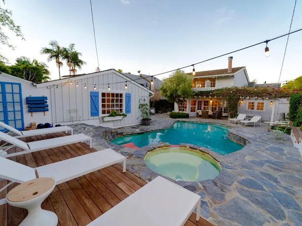 1156 Galloway St, Pacific Palisades, CA 90272