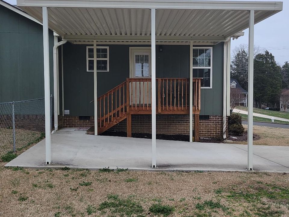 1st image of 141 Ashlin Meadow Ln NE