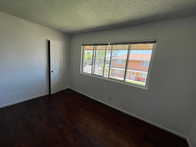 12082 Bailey St — Photo 11