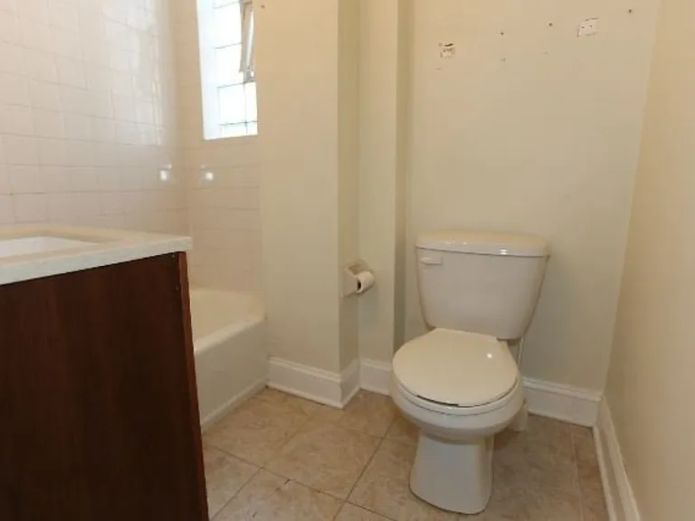 1411 W Erie St #3M — Photo 20
