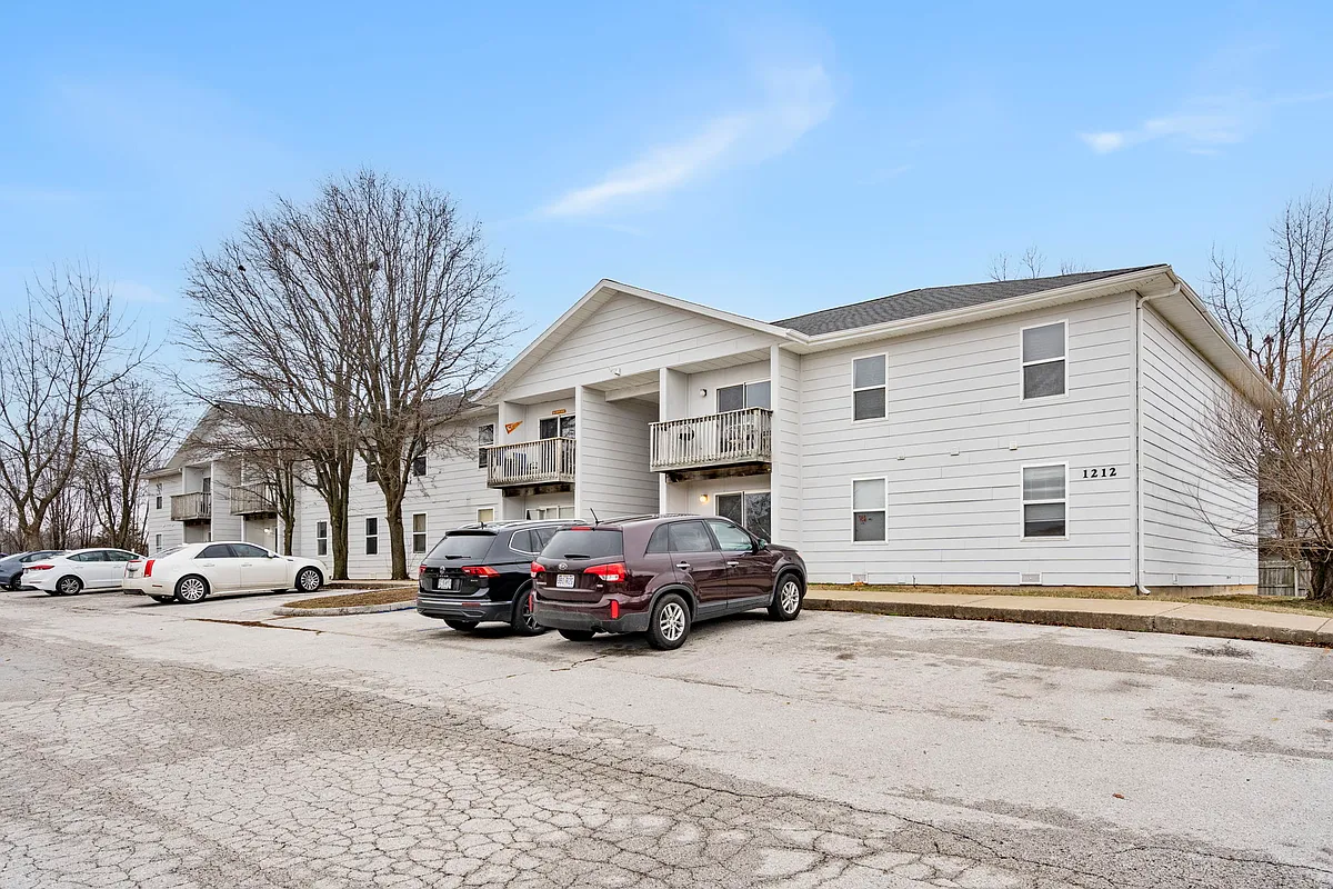 Building Photo - 1211 N Viola St
