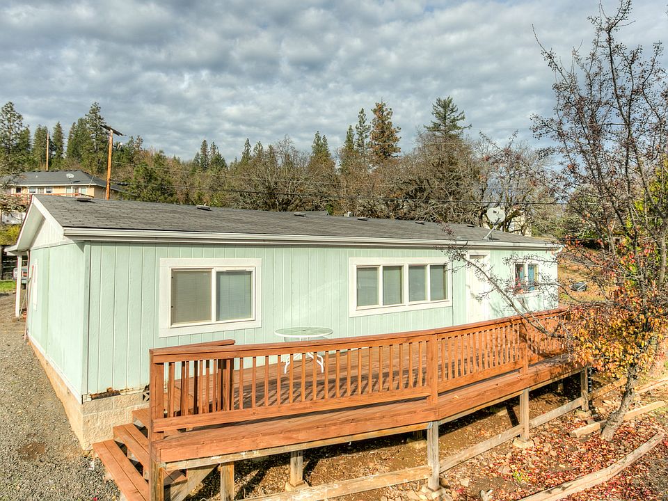 2nd image of 366 Hudspeth Ln