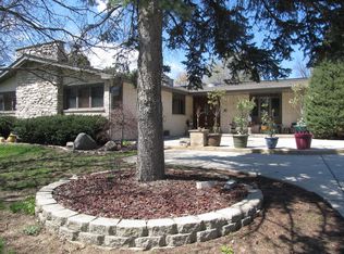 337 Meadowlark Rd, Bloomingdale, IL 60108