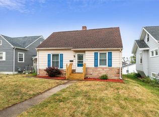 648 19th Ave SW, Cedar Rapids, IA 52404