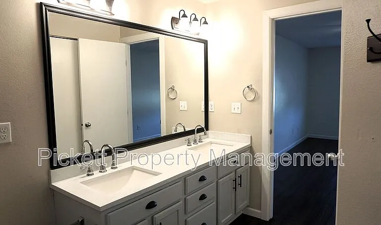 4855 Bowwood Cir NE — Photo 20