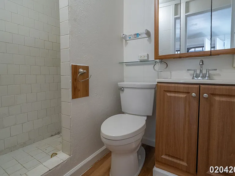 1835 Akone Pl #B — Photo 11