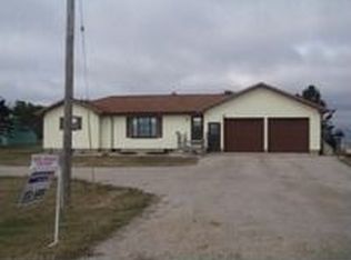 243 N Canfield Rd, Waterloo, IA 50703